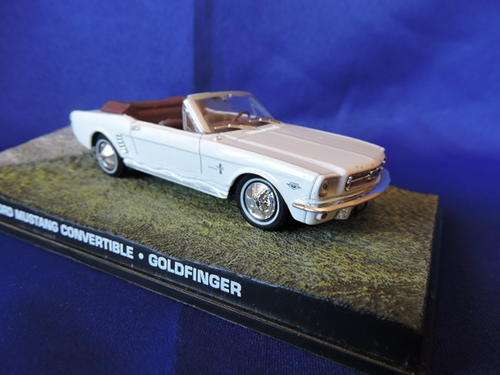 007 James Bond Ford Mustang Convertible Goldfinger
